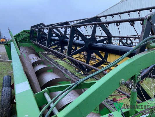 Moissonneuse batteuse John Deere 1188