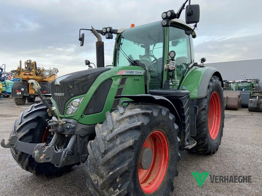 Tracteur agricole - 724 SCR PROFI +