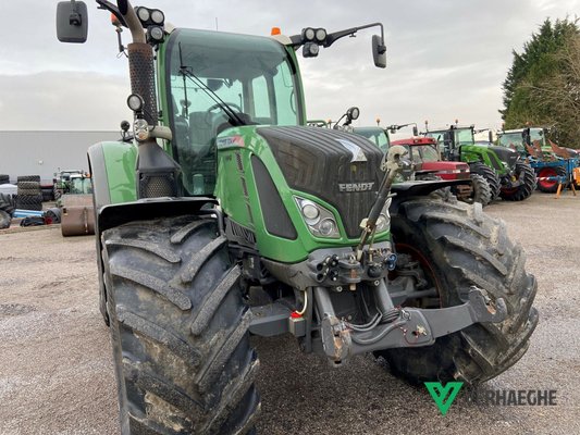 Tracteur agricole Fendt 724 SCR PROFI +