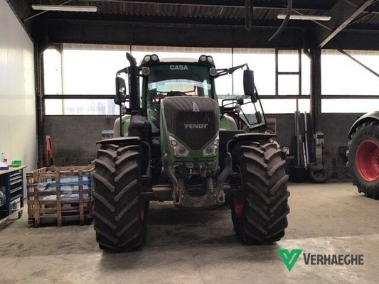 Tracteur agricole Fendt FENDT 824 S4 PROFI PLUS