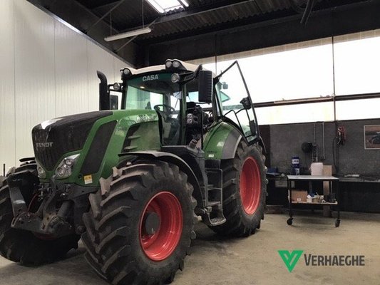 Tracteur agricole Fendt FENDT 824 S4 PROFI PLUS