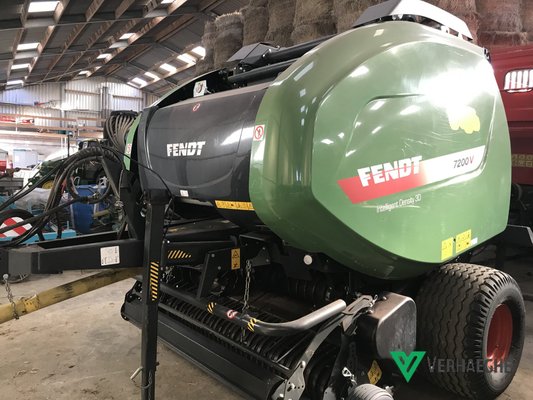 Presse à balles rondes Fendt 7200