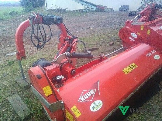Broyeur d'accotement Kuhn TBE222