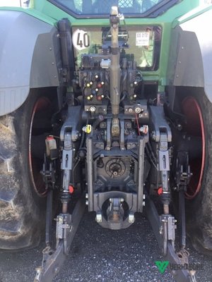 Tracteur agricole Fendt 826