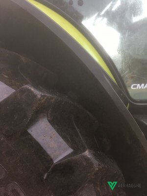 Tracteur agricole Claas AXION 830 CMATIC