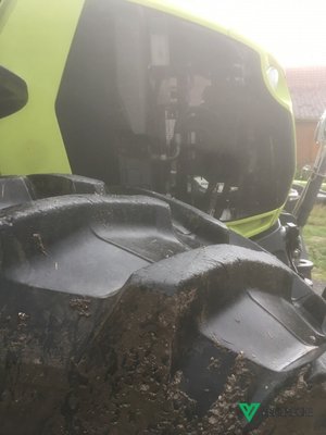 Tracteur agricole Claas AXION 830 CMATIC