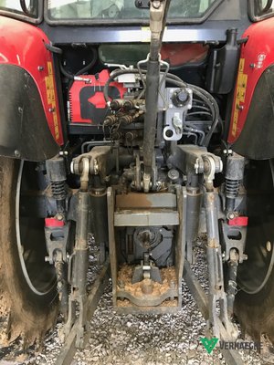 Tracteur agricole Massey Ferguson 5610 DYNA4