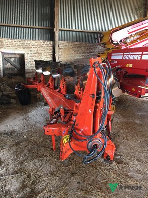 Charrue Kuhn VARIMASTER 121