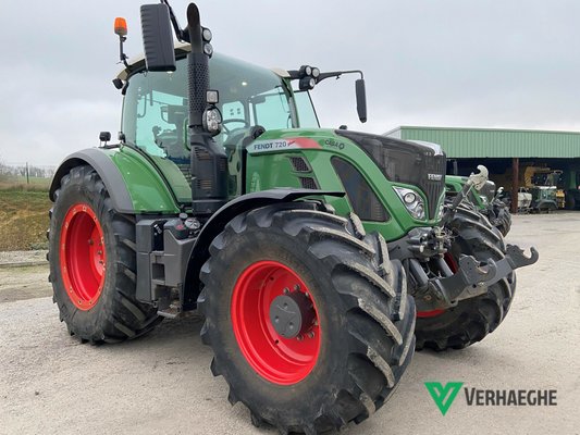 Tracteur agricole - 720 S4 PROFI +