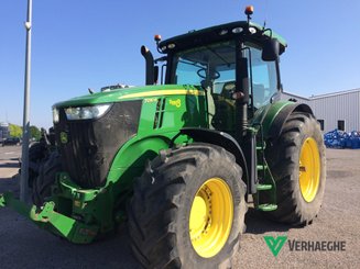 Tracteur agricole John Deere 7230R - 1
