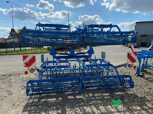 Vibroculteur Lemken KORUND 8/600K GAMA