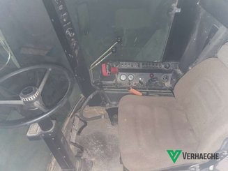 Moissonneuse batteuse John Deere 1188 - 6