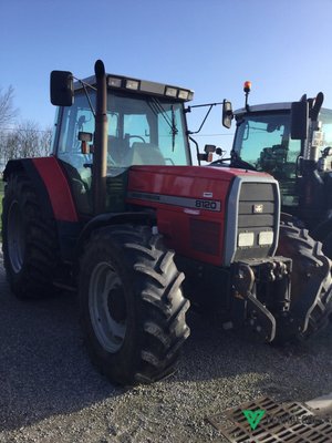Tracteur agricole Massey Ferguson 8120 DYNASHIFT