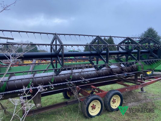 Moissonneuse batteuse John Deere 1188