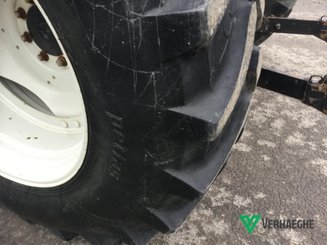 Tracteur agricole Valtra T162 - 13
