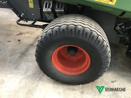 Presse à balles rondes Fendt 7200