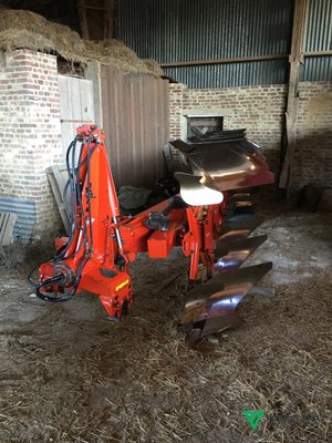 Charrue Kuhn VARIMASTER 121