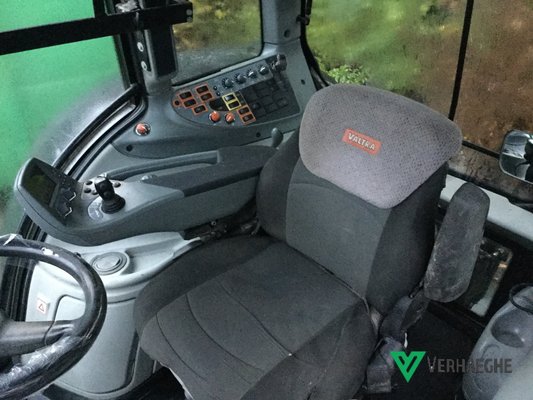Tracteur agricole Valtra T162