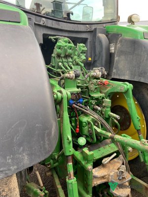 Tracteur agricole John Deere 6175R