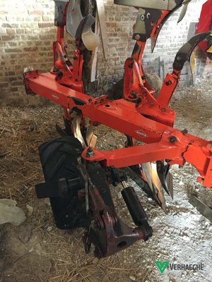Charrue Kuhn VARIMASTER 121