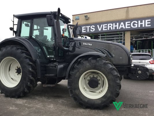 Tracteur agricole Valtra T162