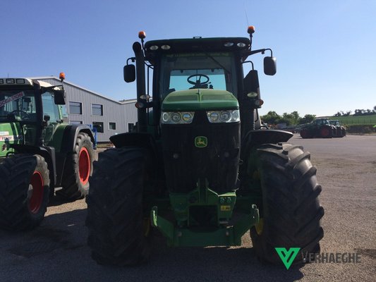 Tracteur agricole John Deere 7230R