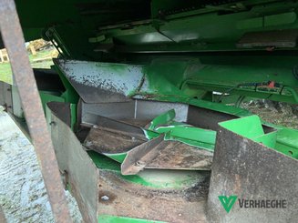 Moissonneuse batteuse John Deere 1188 - 12