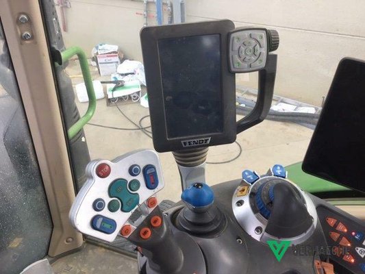 Tracteur agricole Fendt 718 S4 POWER
