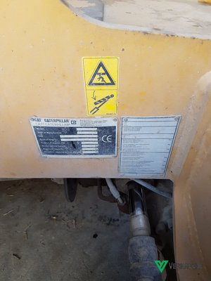 Chariot élévateur télescopique Caterpillar TH 337C