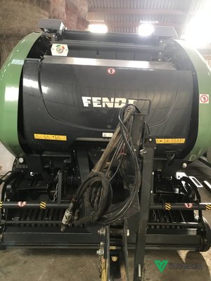 Presse à balles rondes Fendt 7200