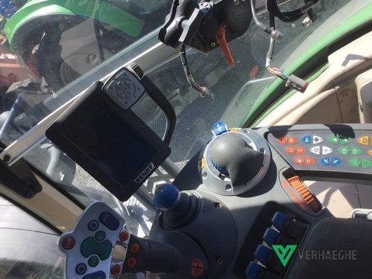 Tracteur agricole Fendt 826