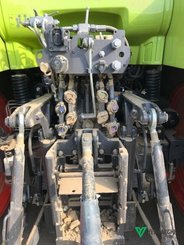 Tracteur agricole Claas 650 cmatic - 1