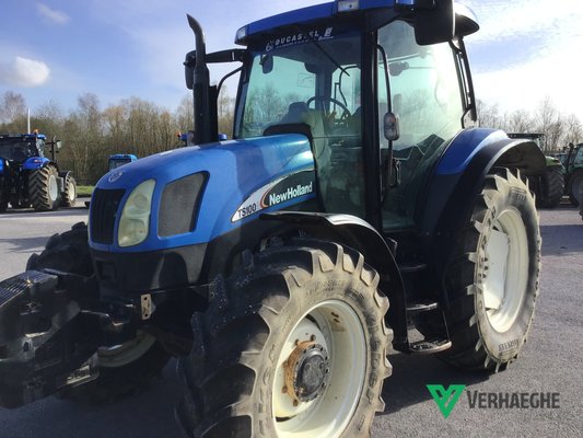 Tracteur agricole New Holland TS100A