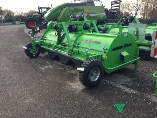 Broyeur de fanes AVR RAFAL 8X75