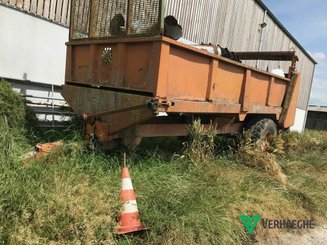Épandeur à fumier Corne 6T - 1