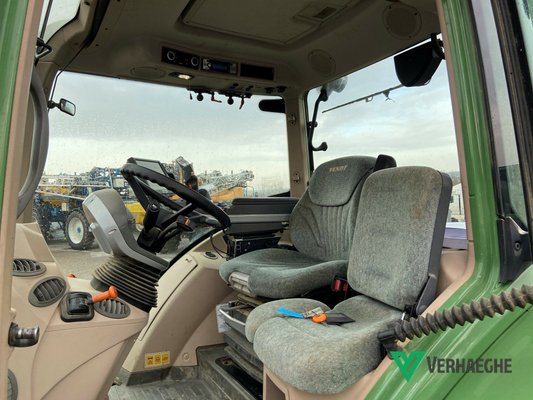 Tracteur agricole Fendt 724 SCR PROFI +