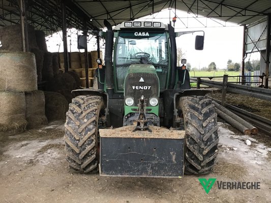 Tracteur agricole Fendt 718 COM3